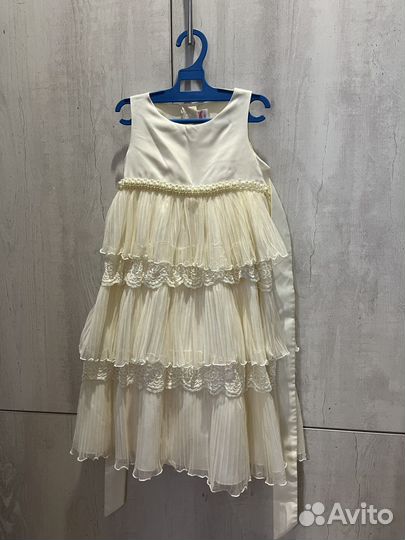 Новодний костюм, платья