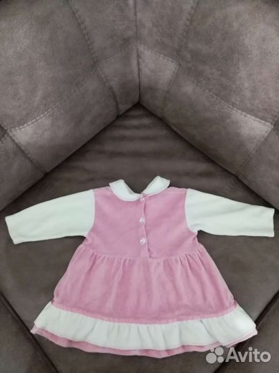 Платьешко велюровое, с вышивкой, размер 92