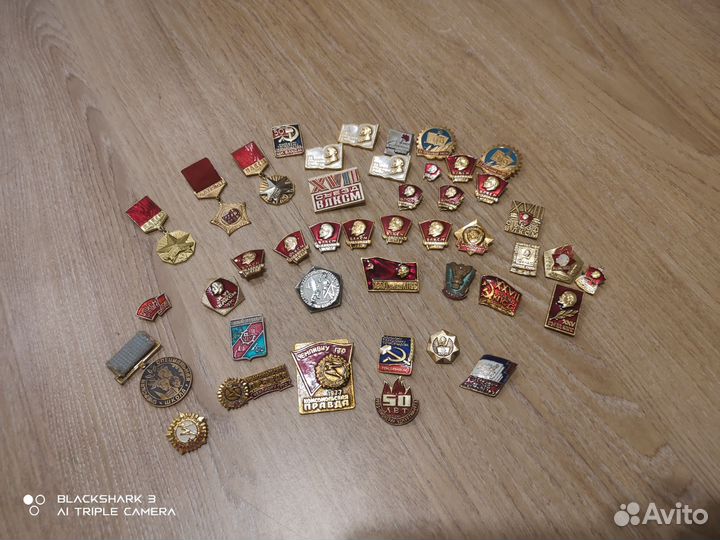 Значки и медали СССР