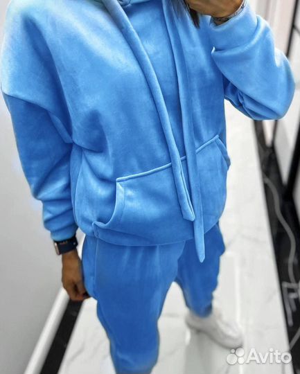 Спортивный костюм женский новый