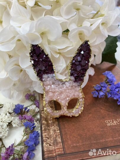 Брошь Маска