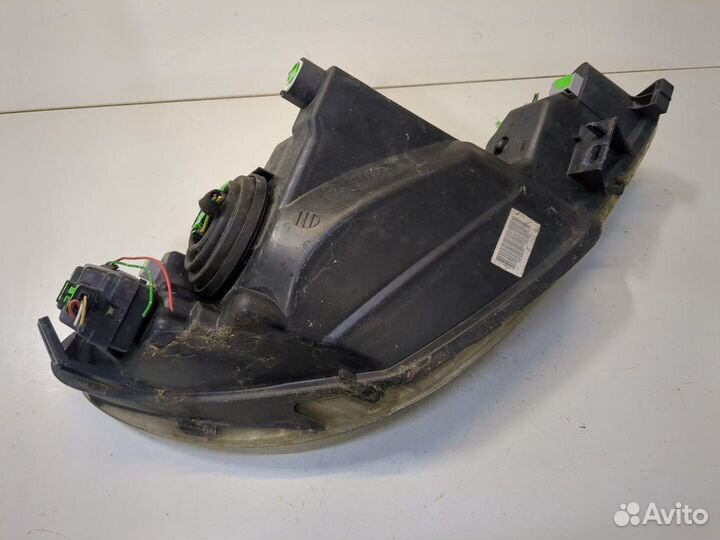 Фара (передняя) Peugeot 206, 1999