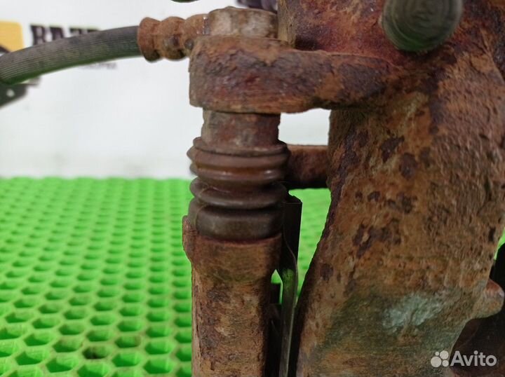 Суппорт задний левый L