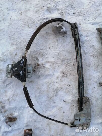 Стеклоподъёмник Volkswagen Passat b3