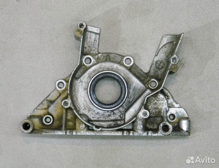 Крышка двигателя передняя VW Jetta 5 1.6 BSE