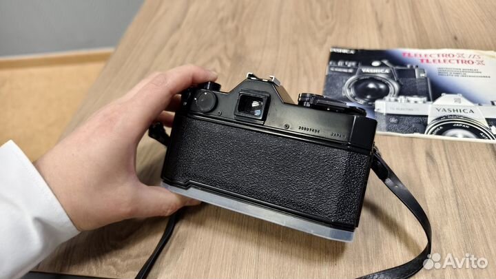 Yashica TL Electro X black