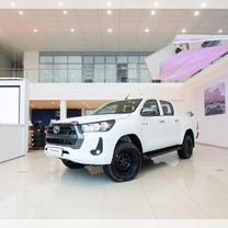 Toyota Hilux 2.4 MT, 2022, 50 км, с пробегом, цена 6 700 000 руб.