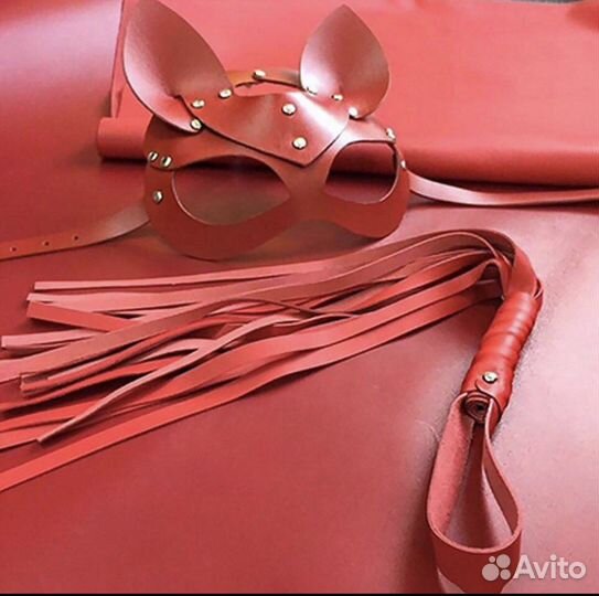 Кожаные наручники или мягкий