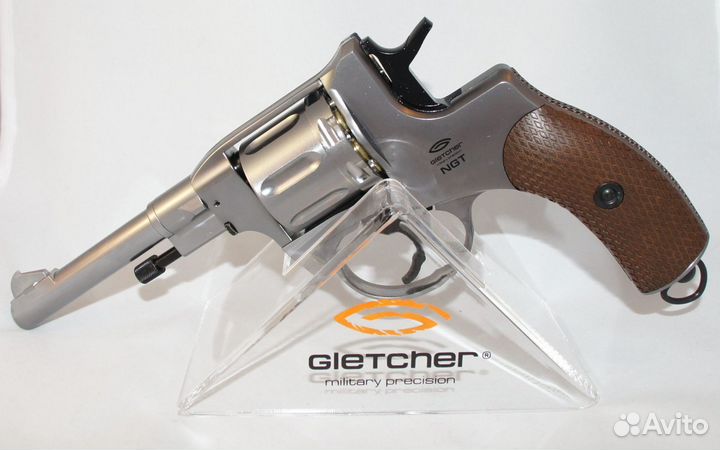 Подставки для макетов пистолетов цена за 2 шт