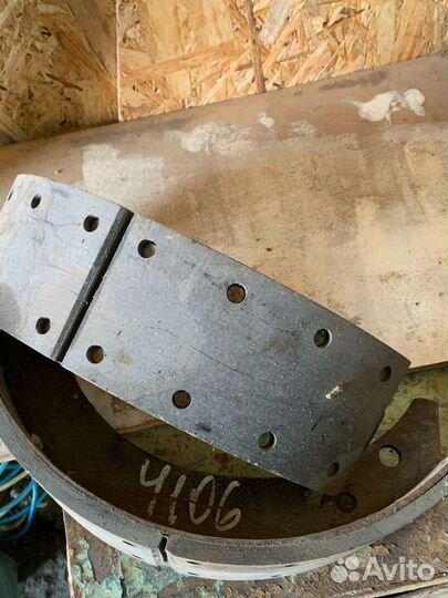 Тормозные колодки газ