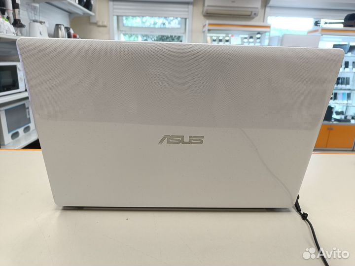 Ноутбук Asus X550CA i7-4500u/8gb/256 (жил)