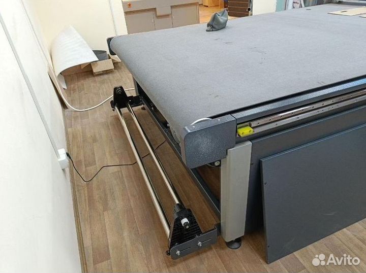 Планшетный режущий плоттер 2525 PRO