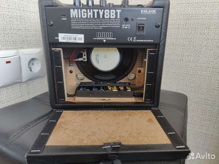 Гитарный комбоусилитель