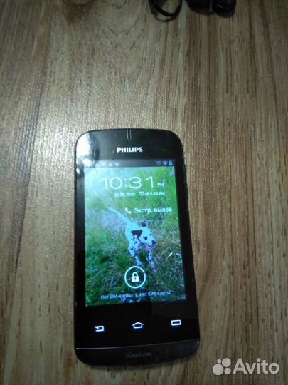 Телефон Philips Xenium W336