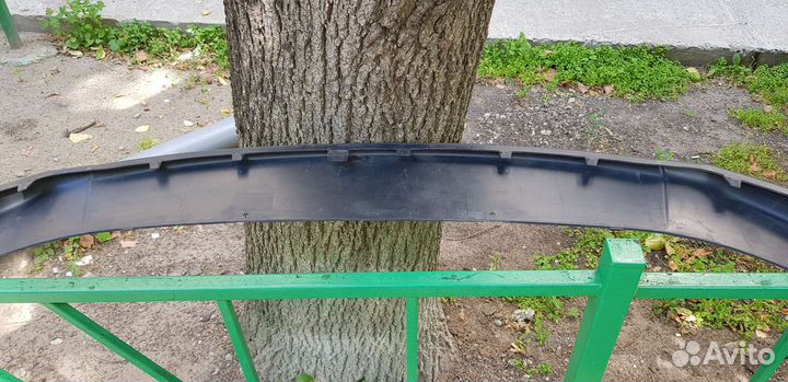 Спойлер юбка губа переднего бампера Volvo C30 I