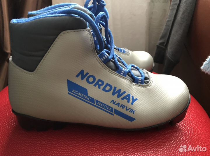 Ботинки Nordway для беговых лыж