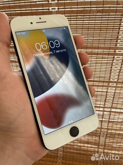 iPhone se2020 64 gb