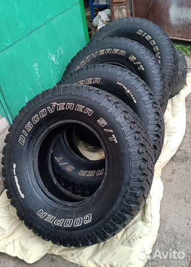 Cooper Discoverer S/T 285/75 R16