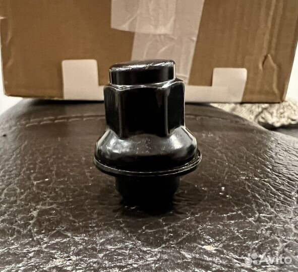 Колесные гайки Jaguar XF