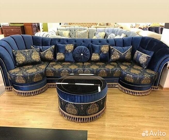 Диван с креслом и столиком комплект