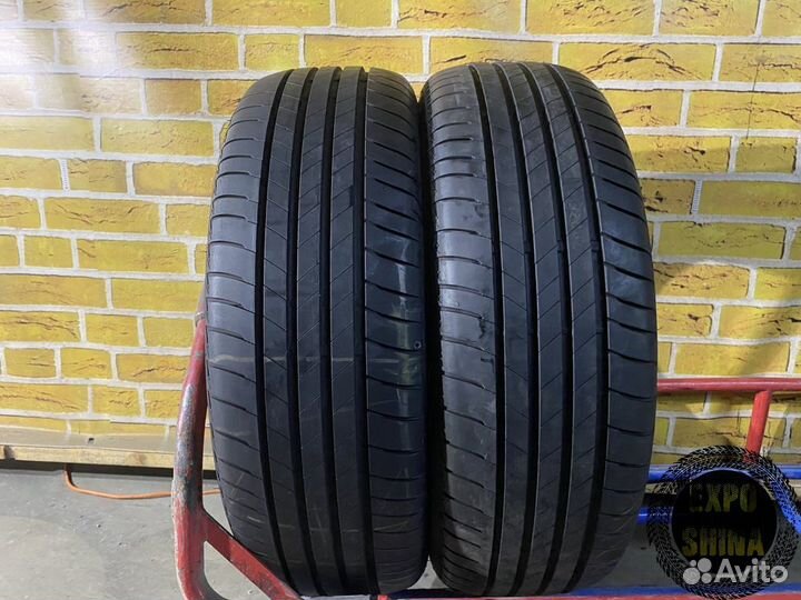 Bridgestone Turanza T005 215/60 R17