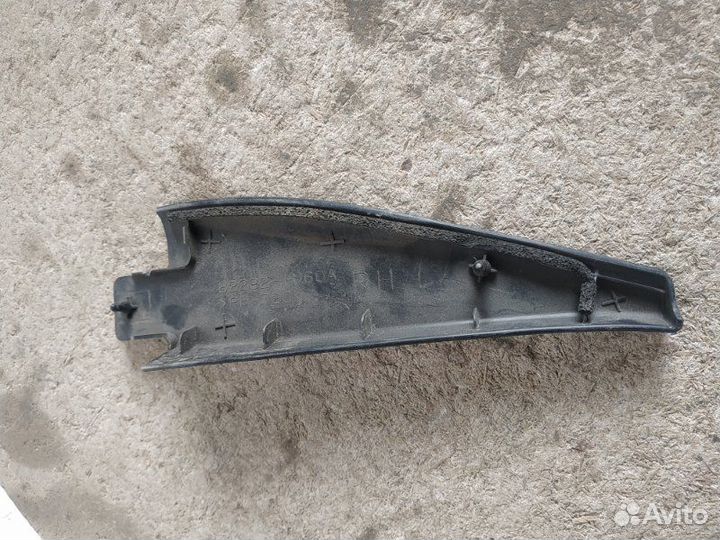 Накладка двери задняя правая Nissan Note E11