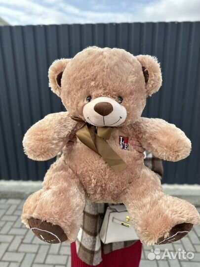 Большие плюшевые медведи