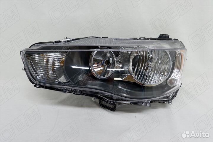 Фара левая Mitsubishi Outlander 2 XL 2009-2012