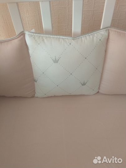 Комплект в детскую кроватку