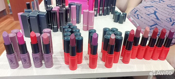 Помады эйвон Орифлейм