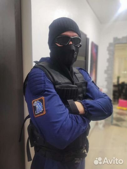 Продаю костюм фракции 