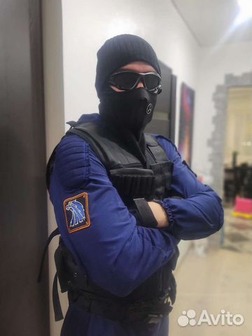 Продаю костюм фракции 