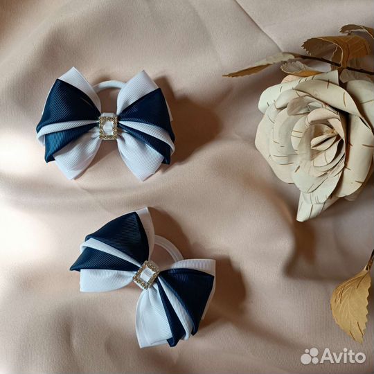 Школьные бантики ручной работы