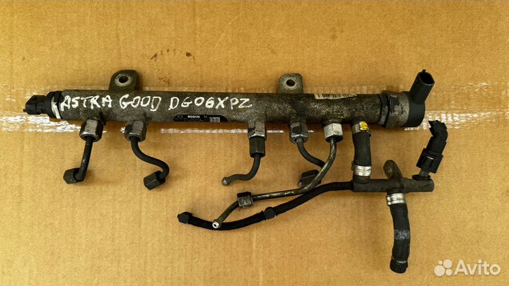 Топливная рампа 93184175 / 0445214086