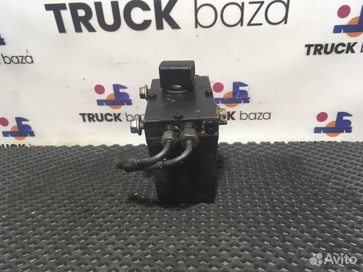 1450903 Насос подъема кабины