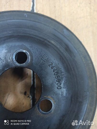 Шкив помпы Opel Vectra C Z18XER 2004