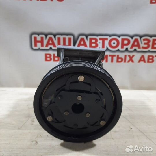Компрессор кондиционера Renault Duster 2013