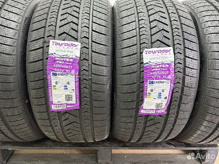Tourador Winter Pro TSU1 295/40 R21 110S