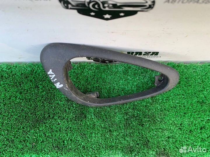 Накладка ручки двери внутренняя левая L