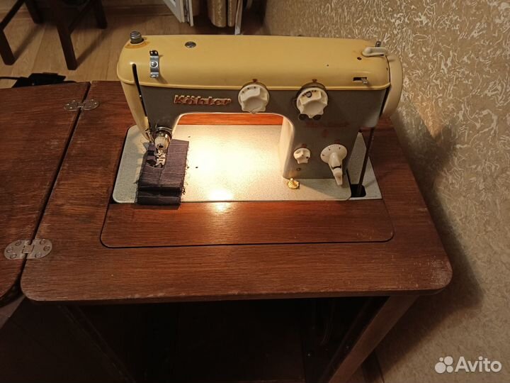 Швейная электрическая машинка Kohler, ножная