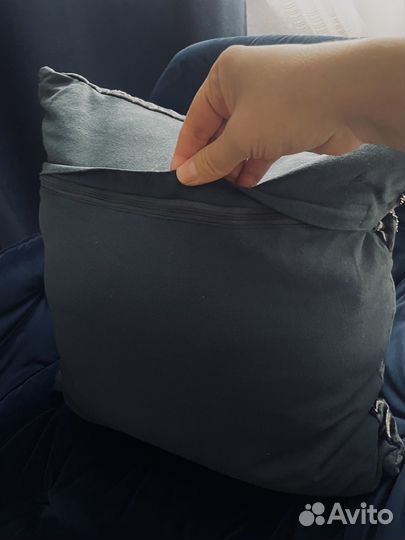 Дизайнерская подушка с вышивкой и бисером чехол