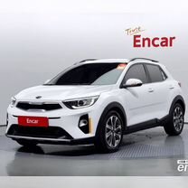 Kia Stonic 1.4 AT, 2020, 79 000 км, с пробегом, цена 1 500 000 руб.