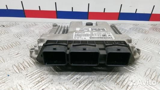 Блок управления двс peugeot 307 (UBE18PC01)