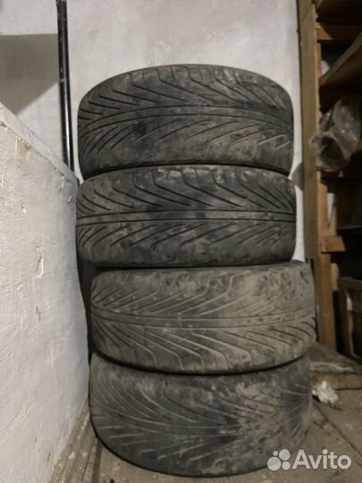 Rubber Wheels Standard 225/50 R17