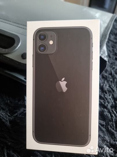 Коробка от iPhone 11