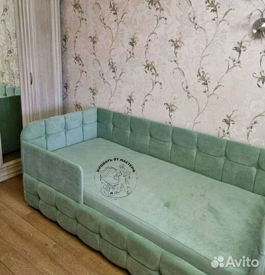 Детская кровать диван с мягкими бортиками