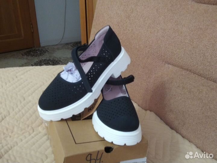 Туфли для девочки 36 размер черные