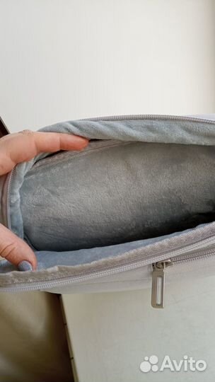 Продаю новую сумку для ноутбука 15,6
