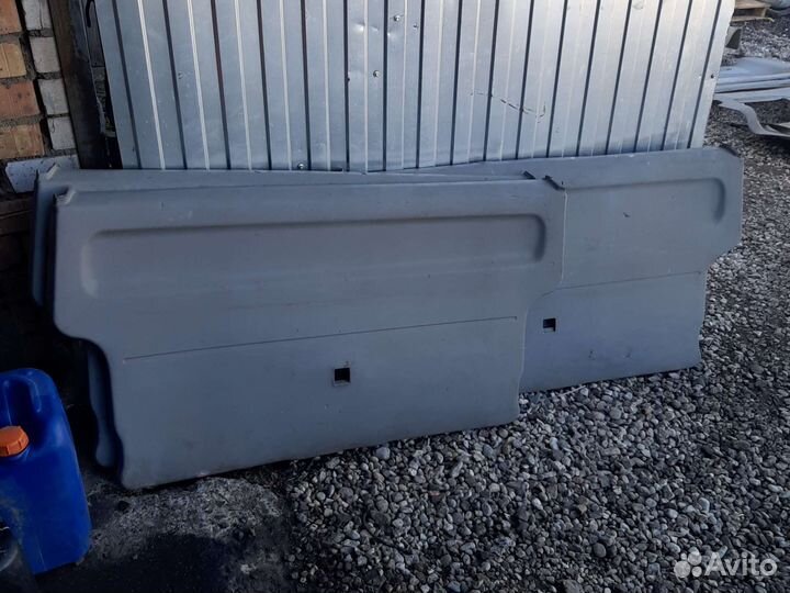 Обшивка крышки багажника Фольксваген Т4 T4