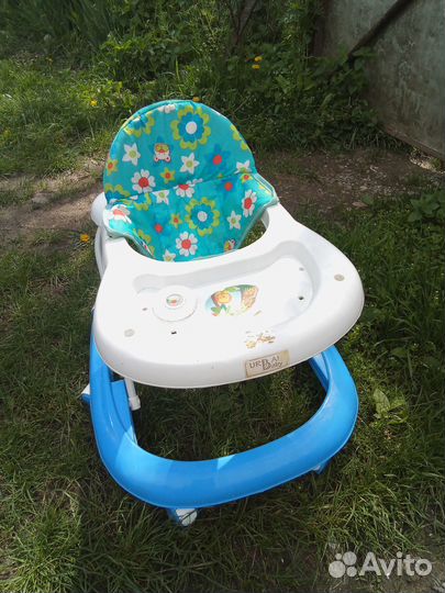 Детский стульчик для кормления и ходунки